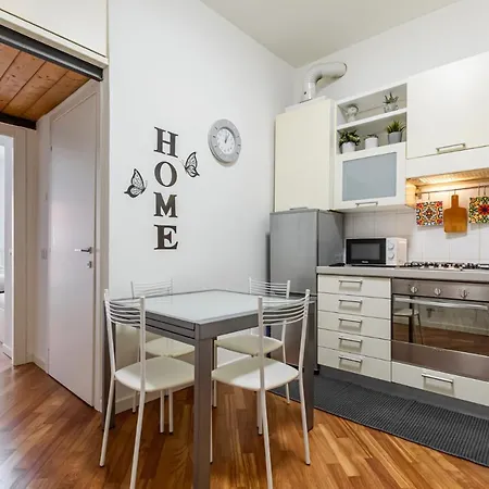 Apartment Easylife - Oasi Urbana In Zona Bocconi Milan